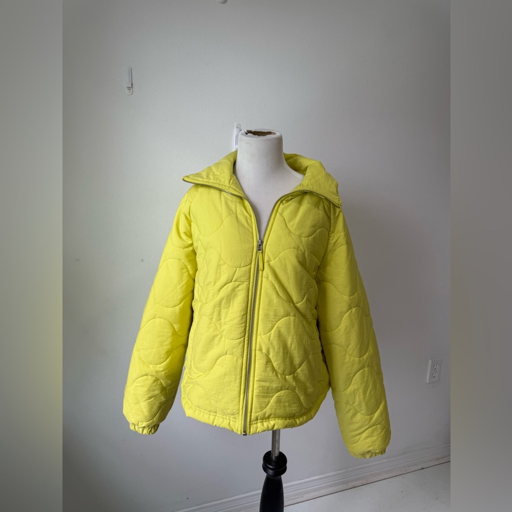 Universal Thread Yellow Puffer Jacket With Stand-… - image 1
